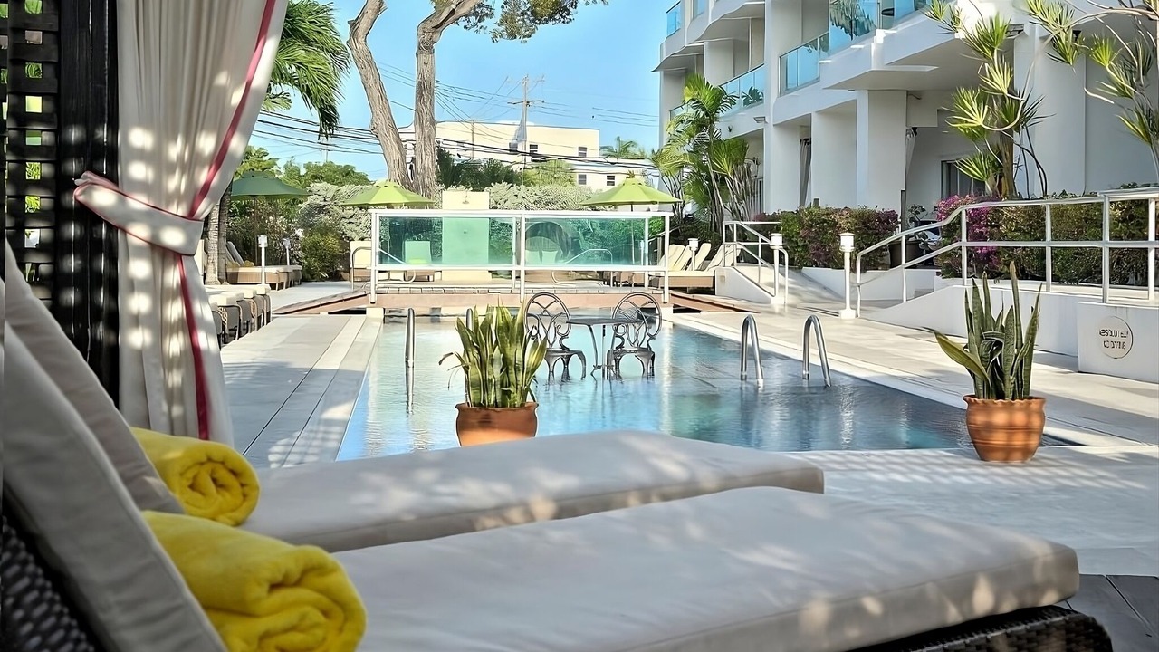 Photo of Outdoor in Blue Waters
