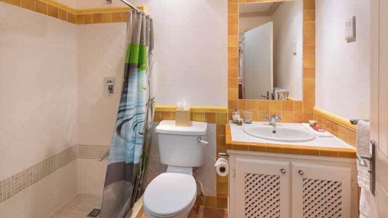 Photo of Bathroom in Mount Standfast