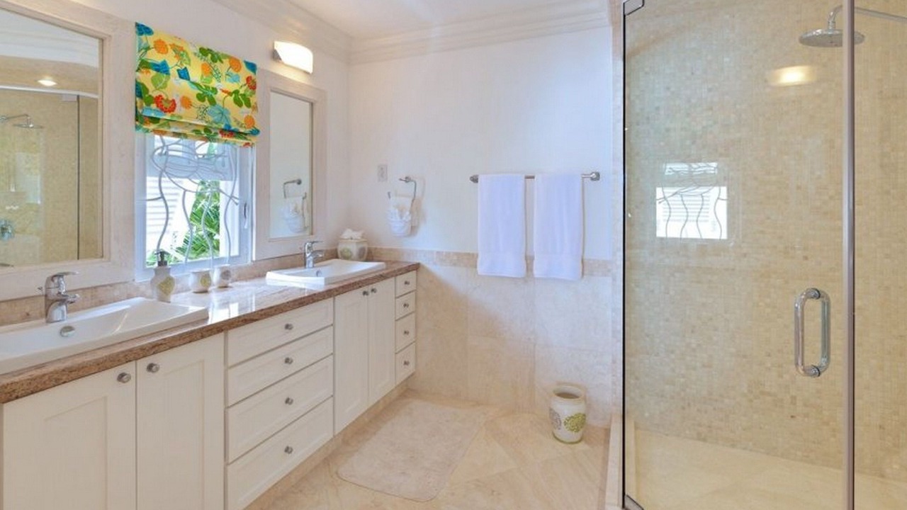 Photo of Bathroom in Reeds Bay