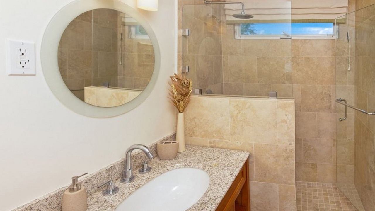 Photo of Bathroom in Enterprise