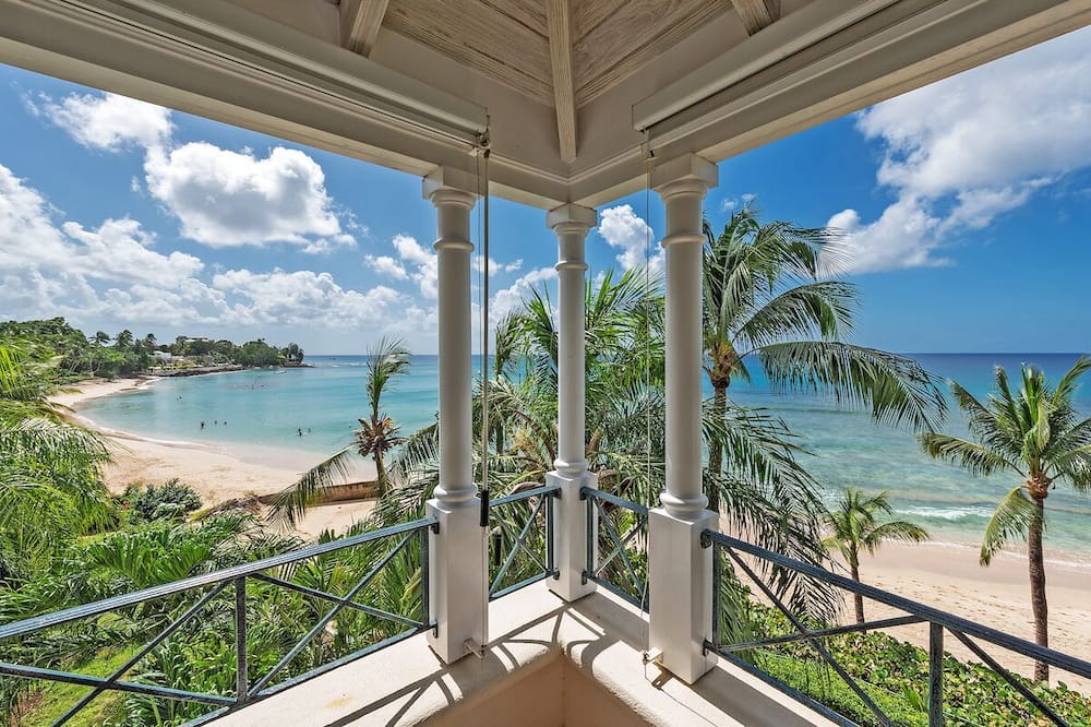 Photo of Patio Balcony in Schooner Bay