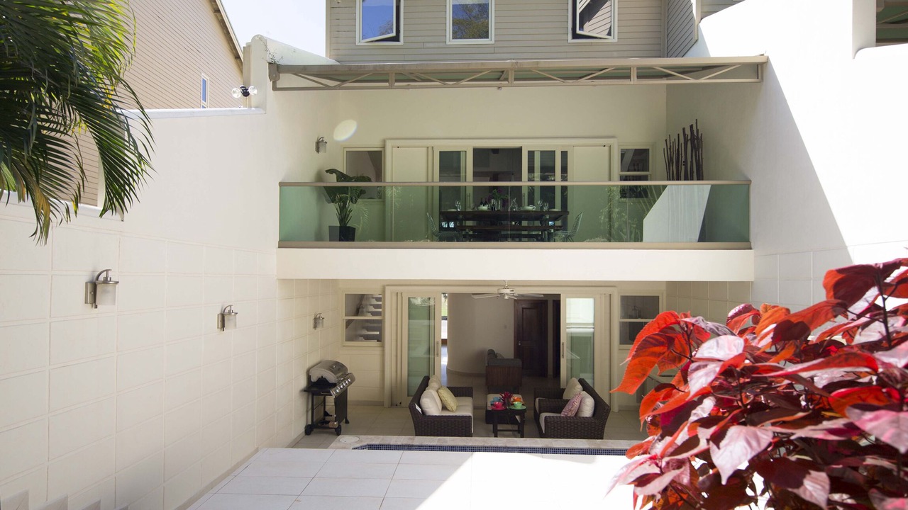 Photo of Outdoor in Halcyon Heights