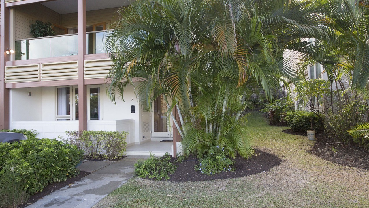 Photo of Outdoor in Halcyon Heights