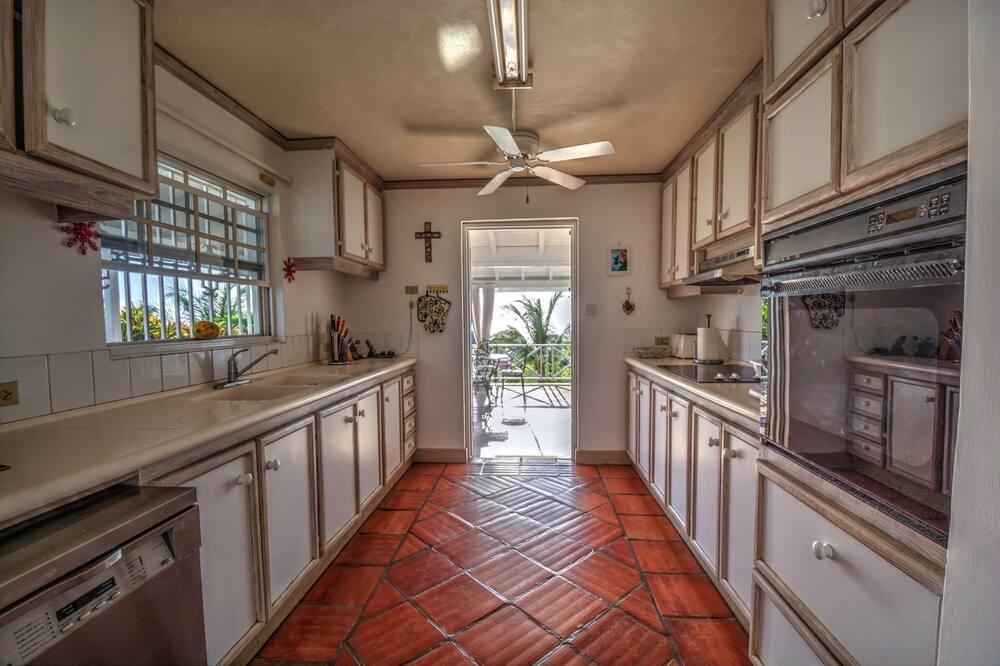Photo of Kitchen in Porters