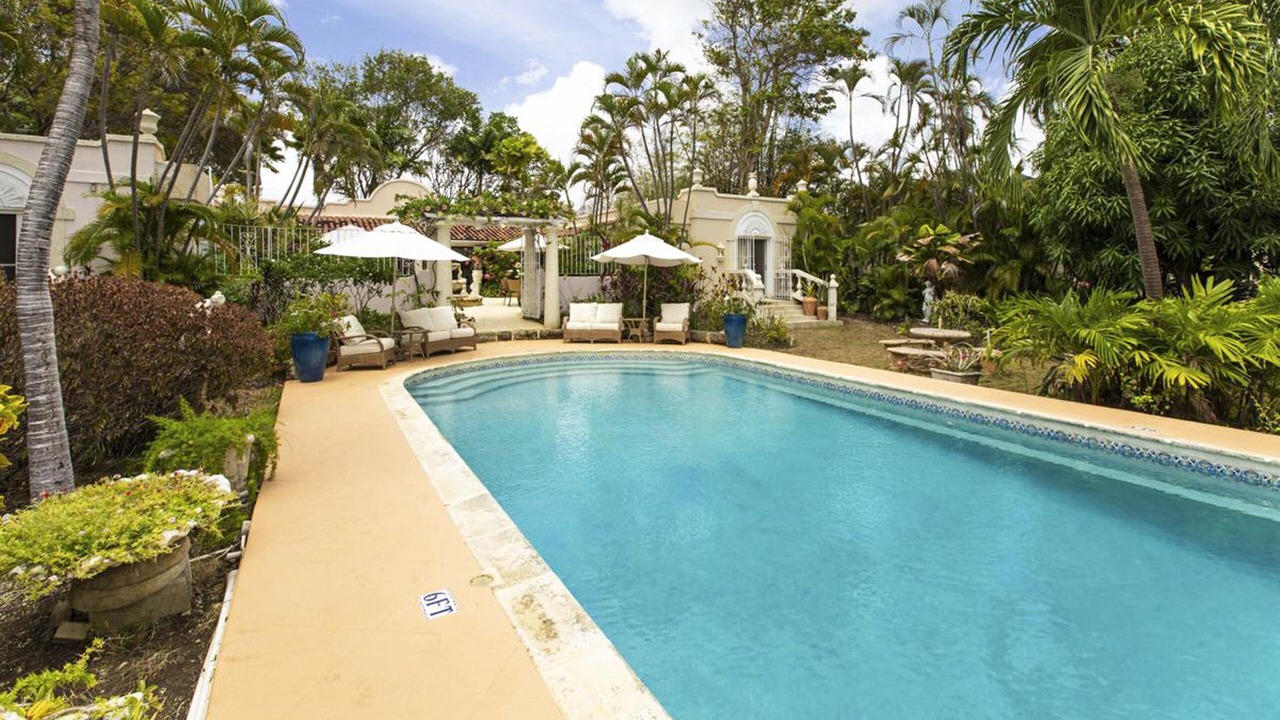 Photo of Outdoor in Weston