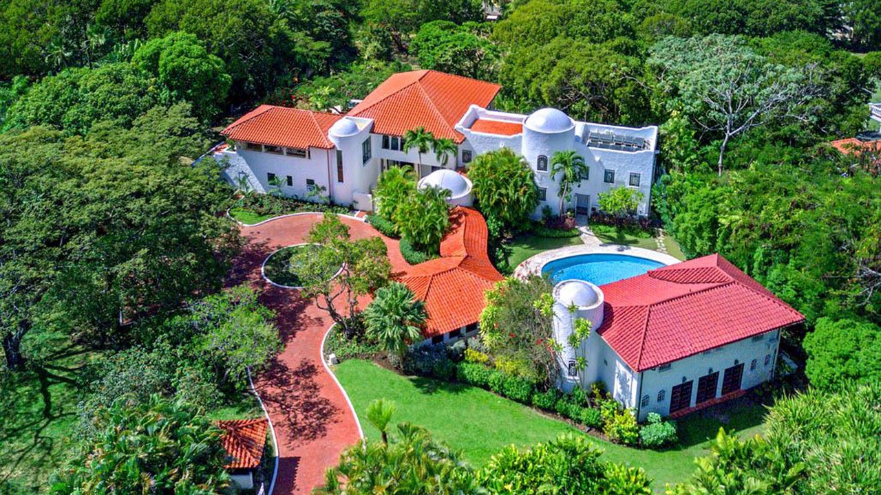 Photo of Outdoor in Sandy Lane