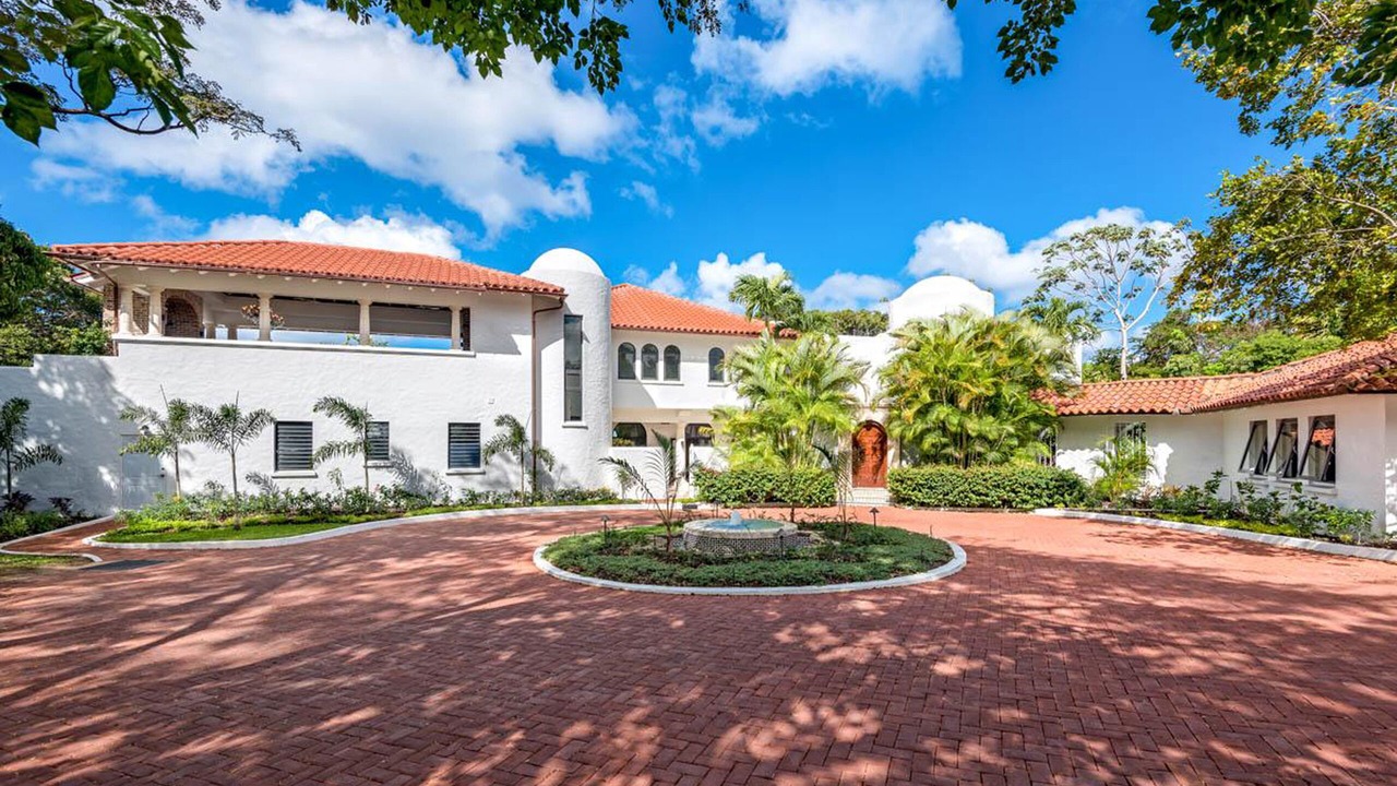 Photo of Outdoor in Sandy Lane