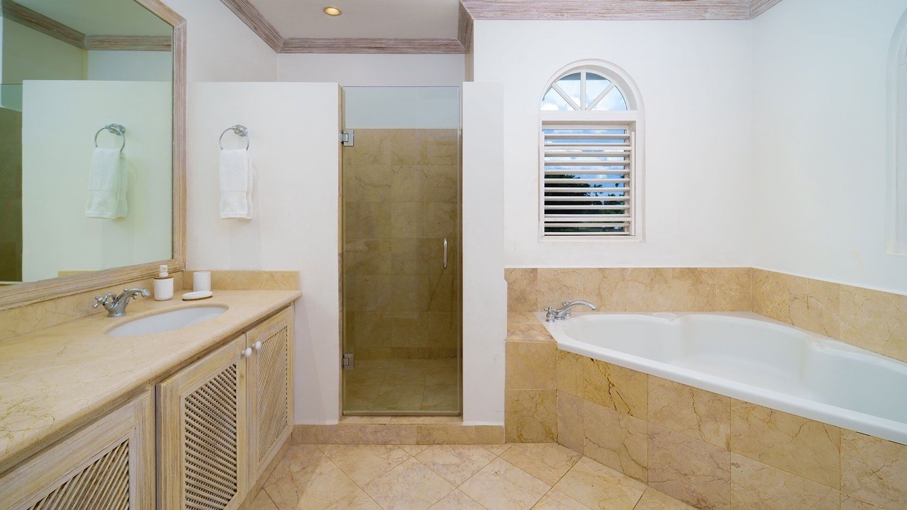 Photo of Bathroom in Mount Standfast