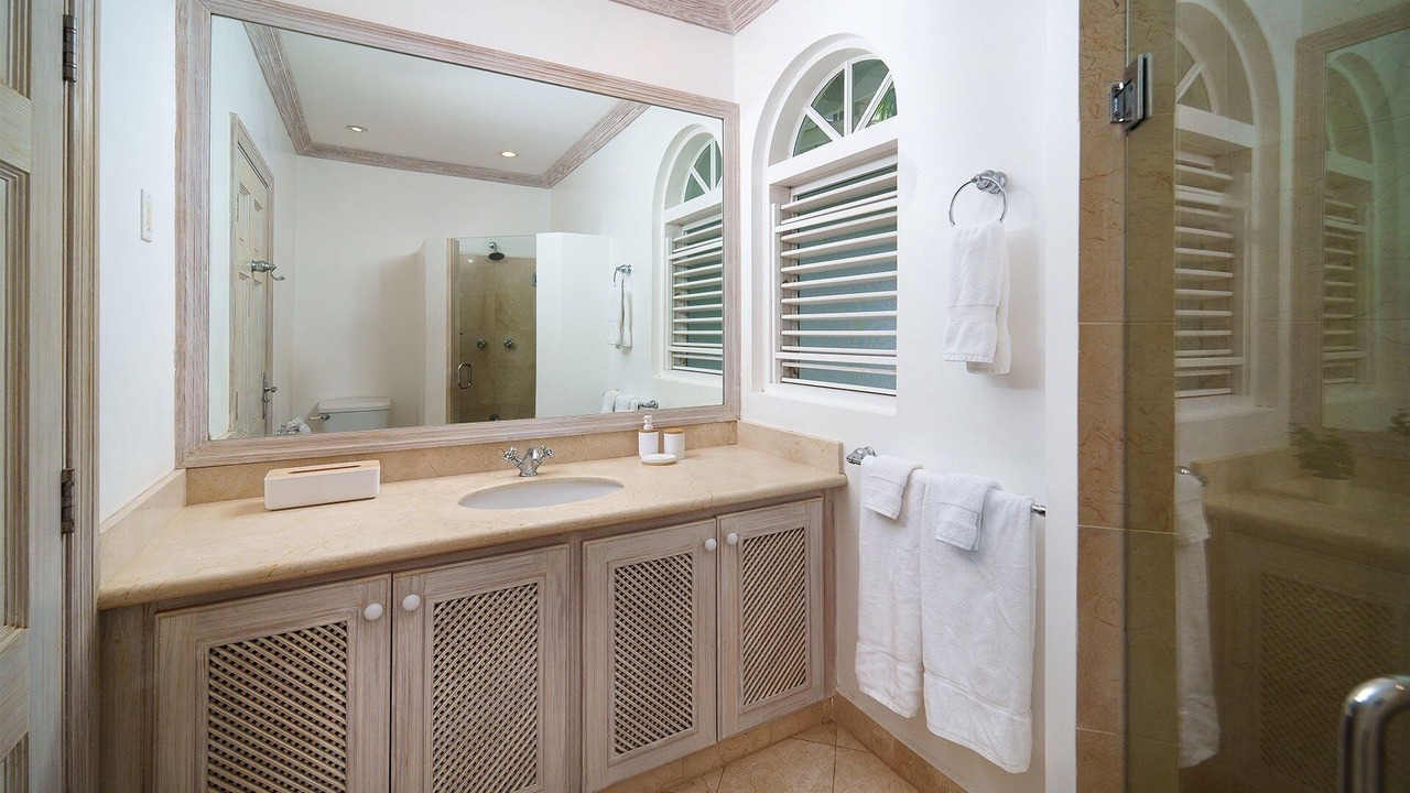 Photo of Bathroom in Mount Standfast
