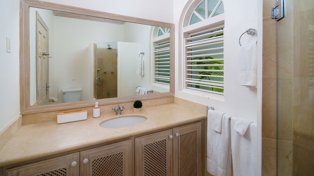 Photo of Bathroom in Mount Standfast