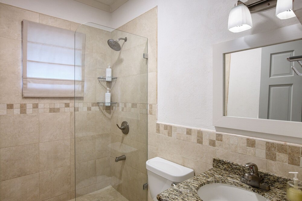 Photo of Bathroom in Sheraton Park