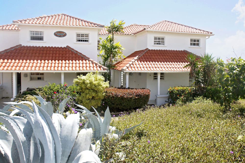 Photo of Outdoor in Silver Sands