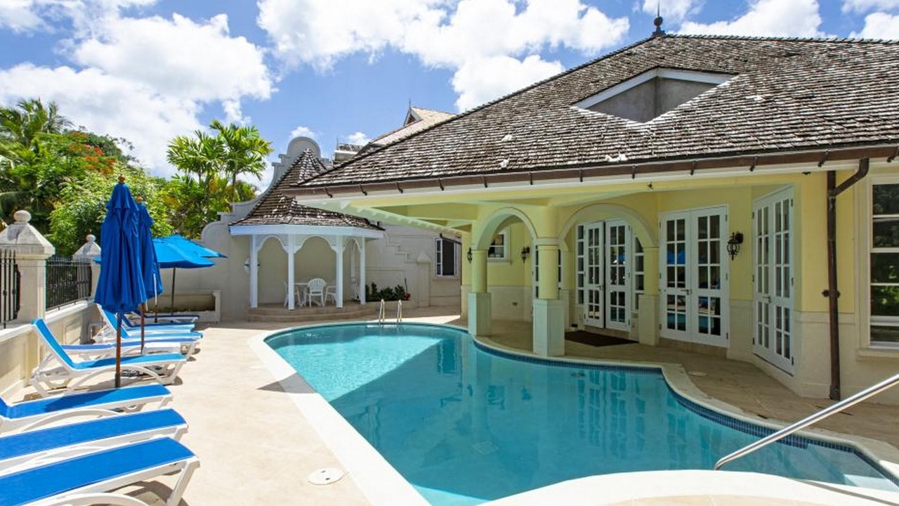 Photo of Outdoor in Halcyon Heights