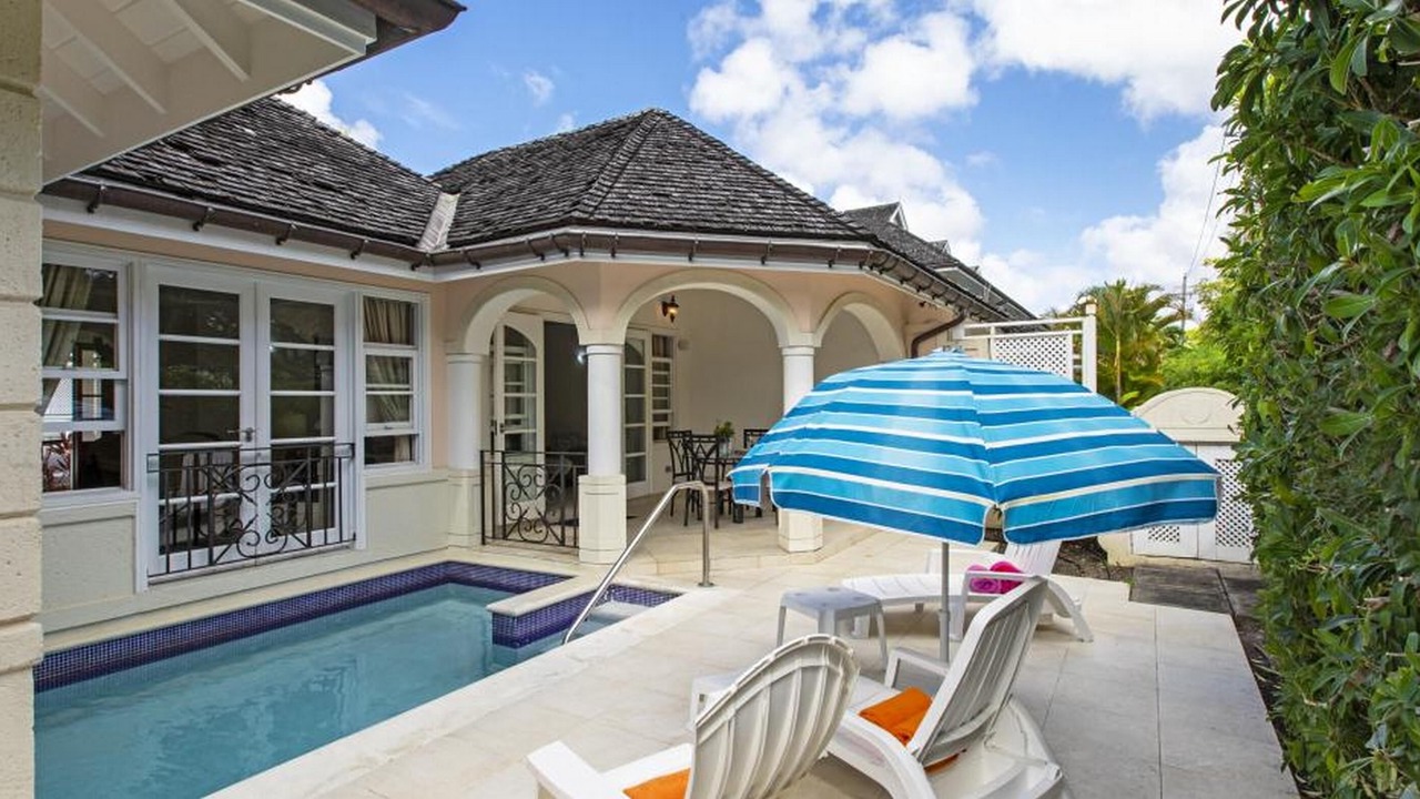 Photo of Outdoor in Halcyon Heights