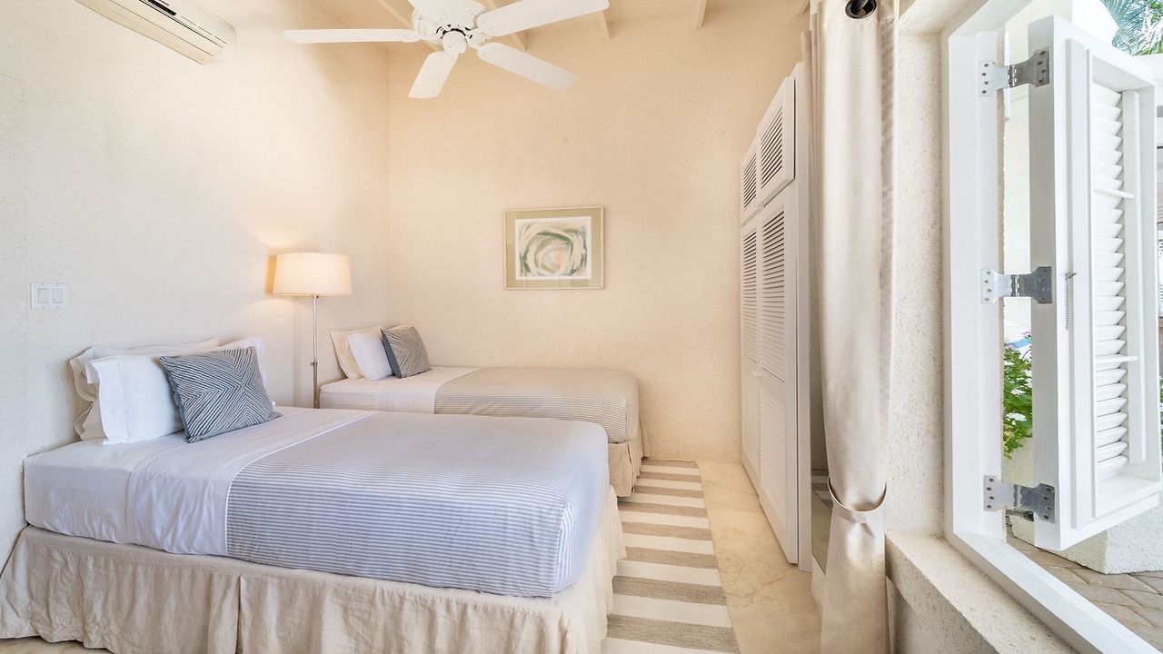 Photo of Bedroom in Clinketts
