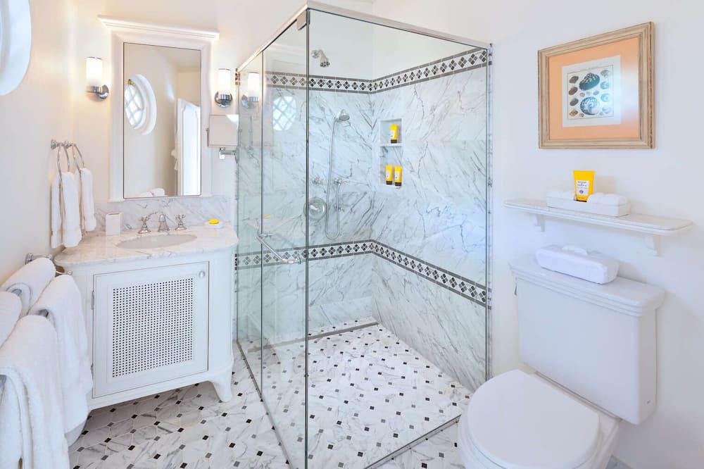 Photo of Bathroom in Merlin Bay