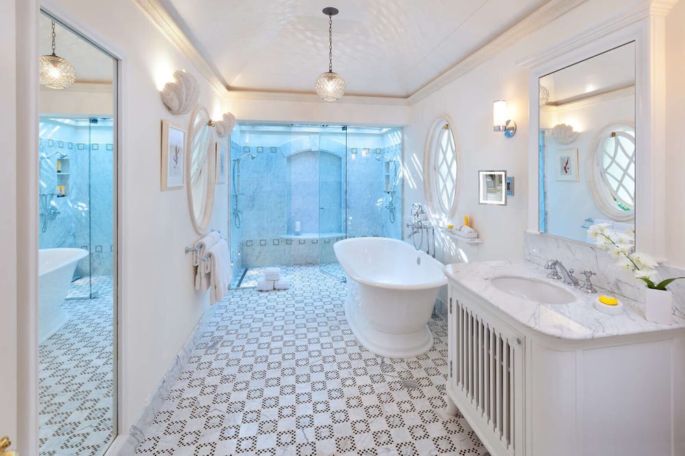 Photo of Bathroom in Merlin Bay