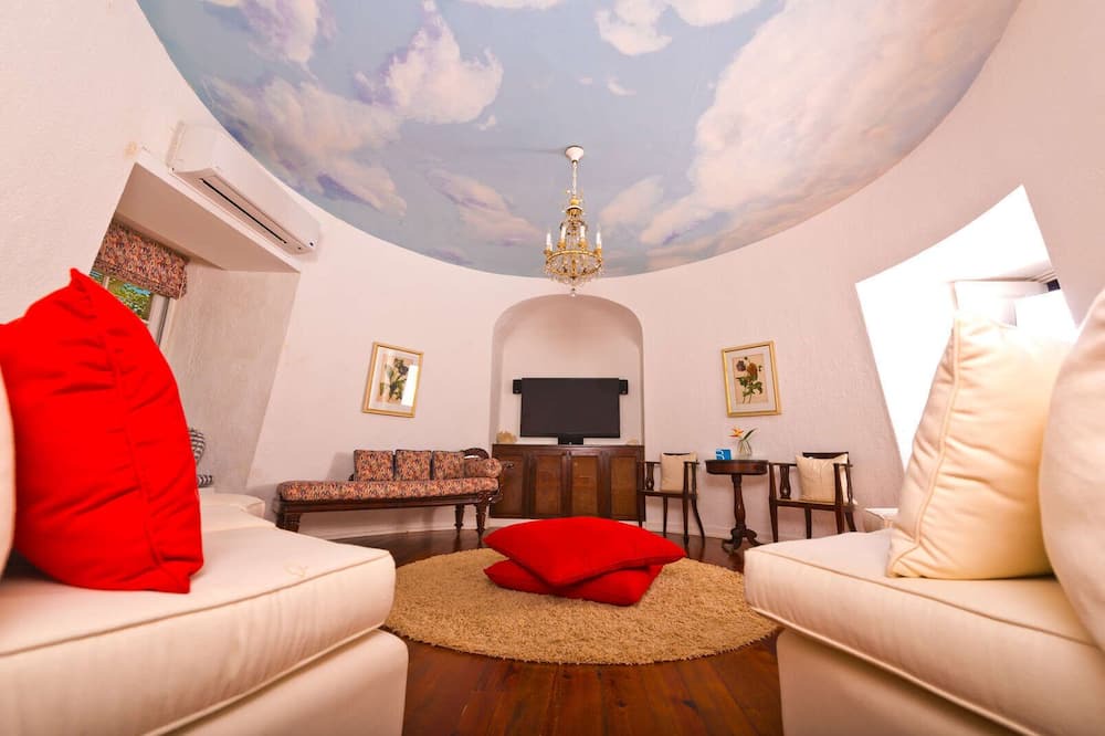 Photo of Livingroom in Mullins