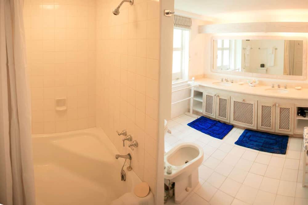 Photo of Bathroom in Mullins