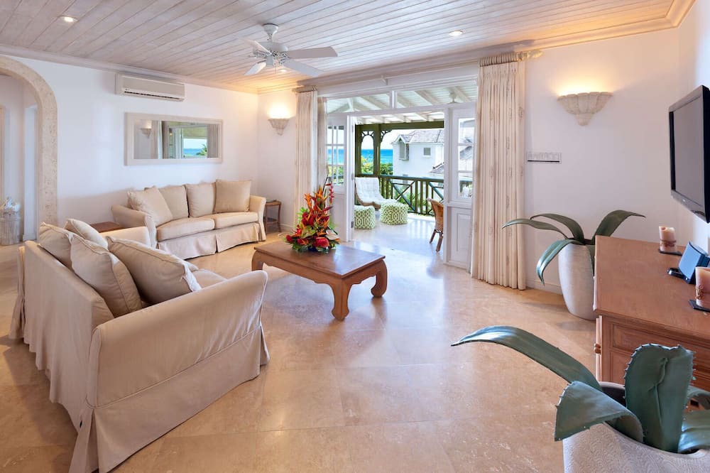 Photo of Livingroom in Mullins
