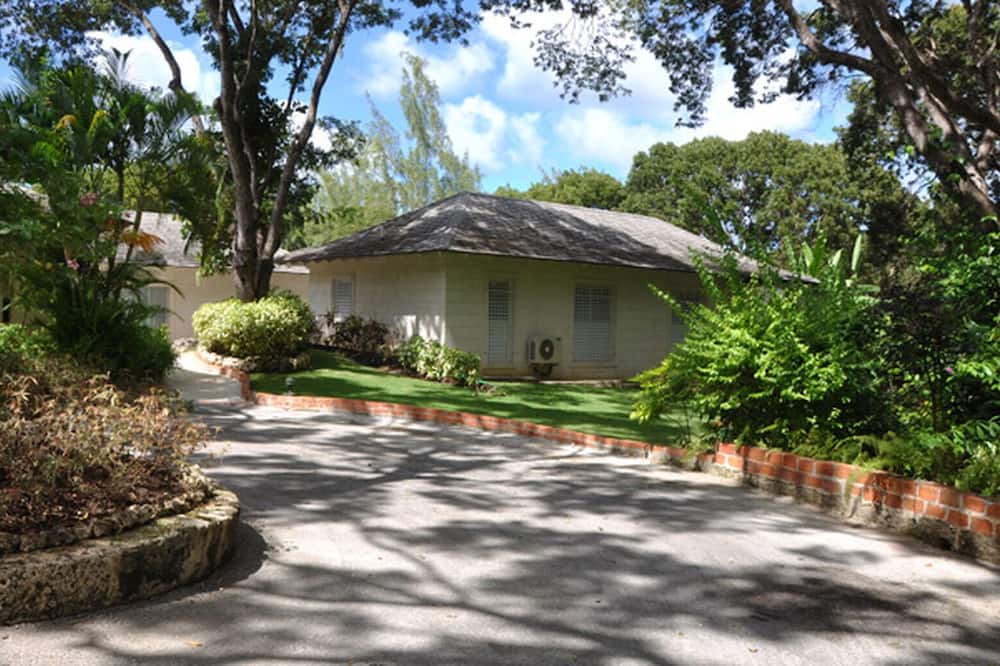 Photo of Others in Sandy Lane