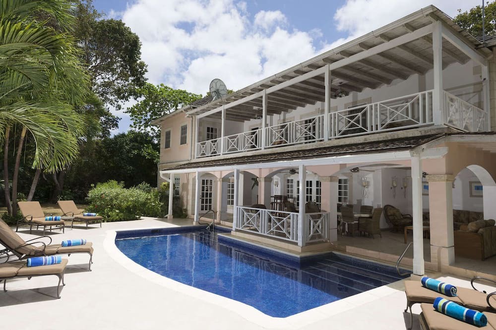 Photo of Outdoor in Sandy Lane