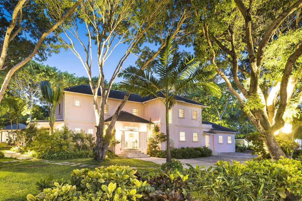 Photo of Outdoor in Sandy Lane