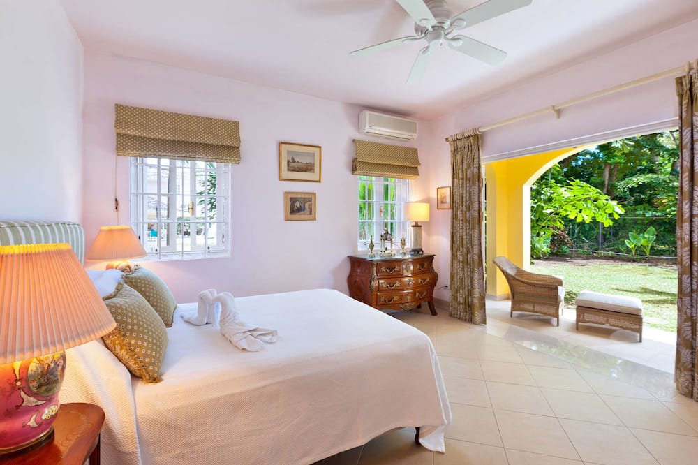Photo of Others in Sandy Lane