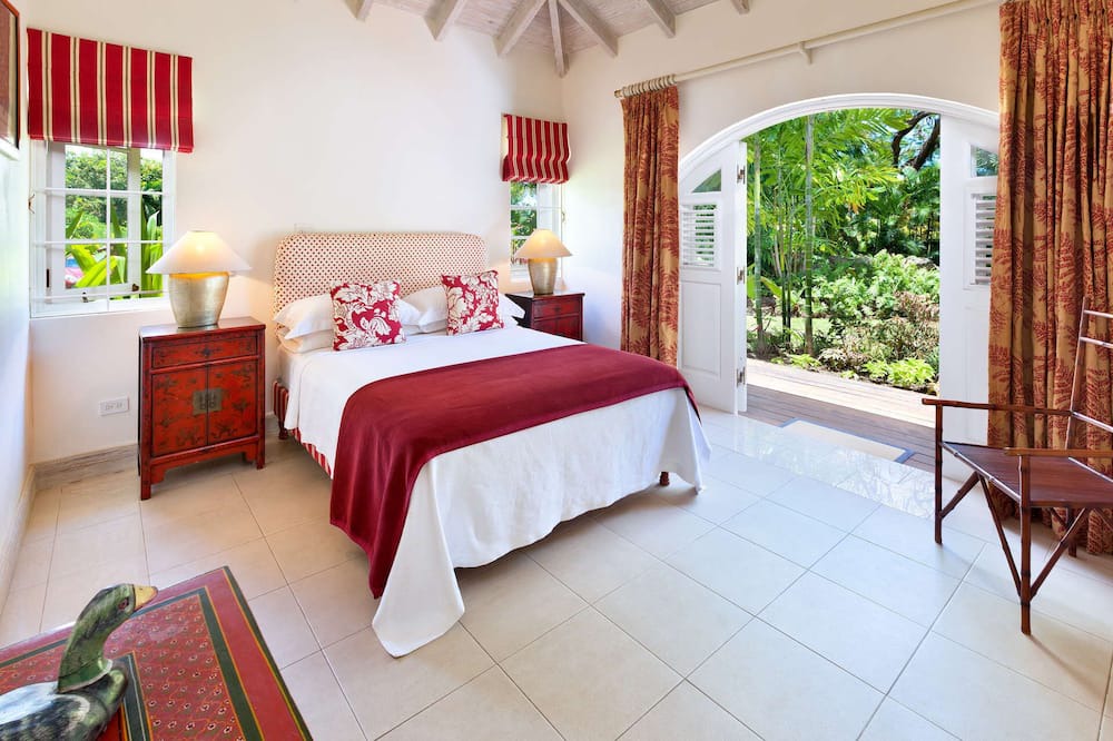 Photo of Others in Sandy Lane