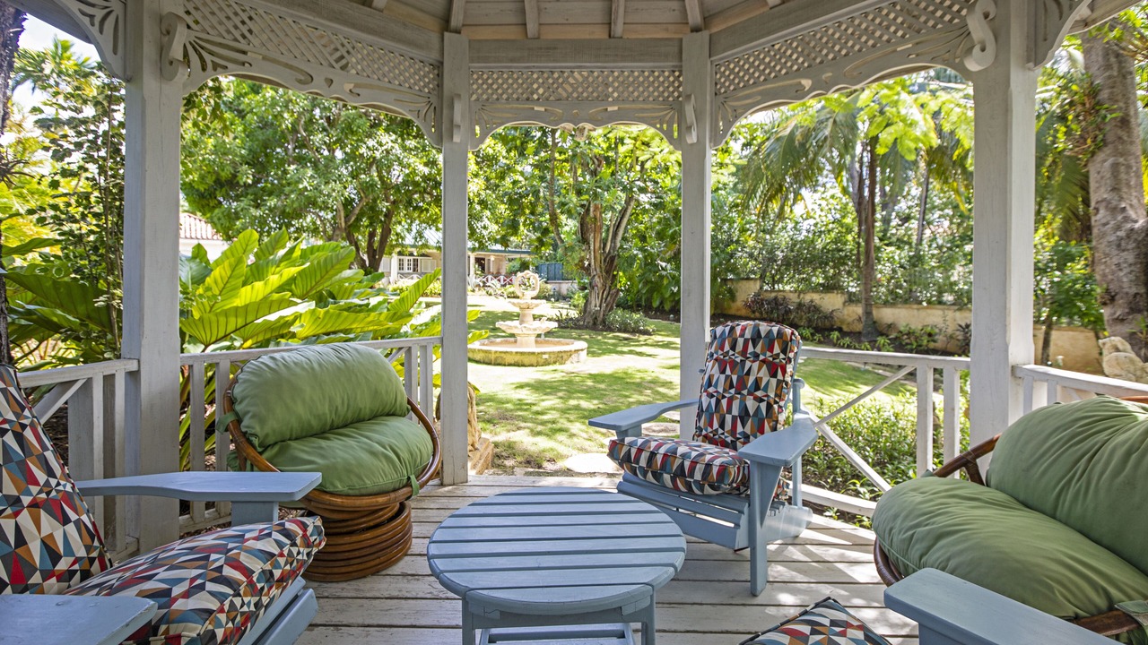 Photo of Patio Balcony in Reeds Bay