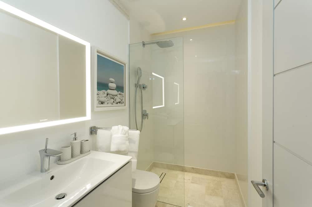 Photo of Bathroom in Prospect