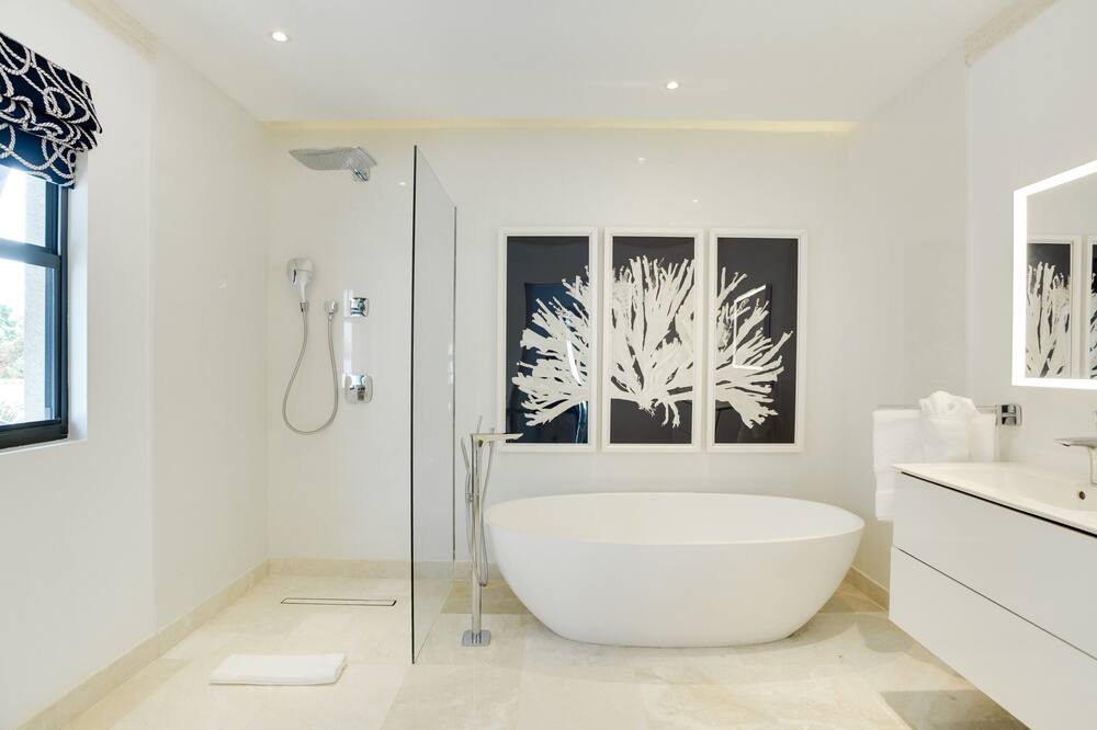 Photo of Bathroom in Prospect