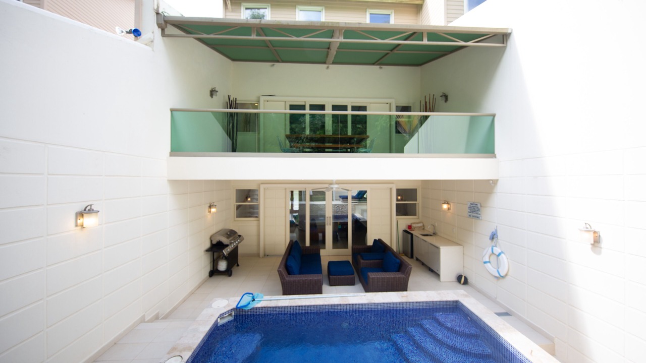 Photo of Outdoor in Halcyon Heights
