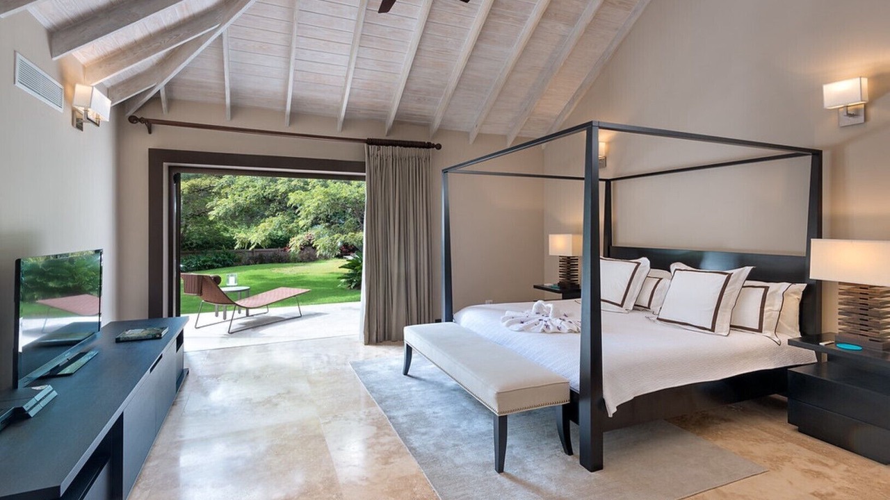 Photo of Bedroom in Paynes Bay