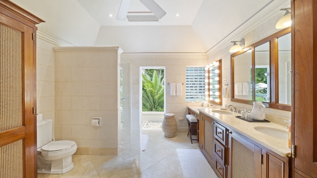 Photo of Others in Sandy Lane