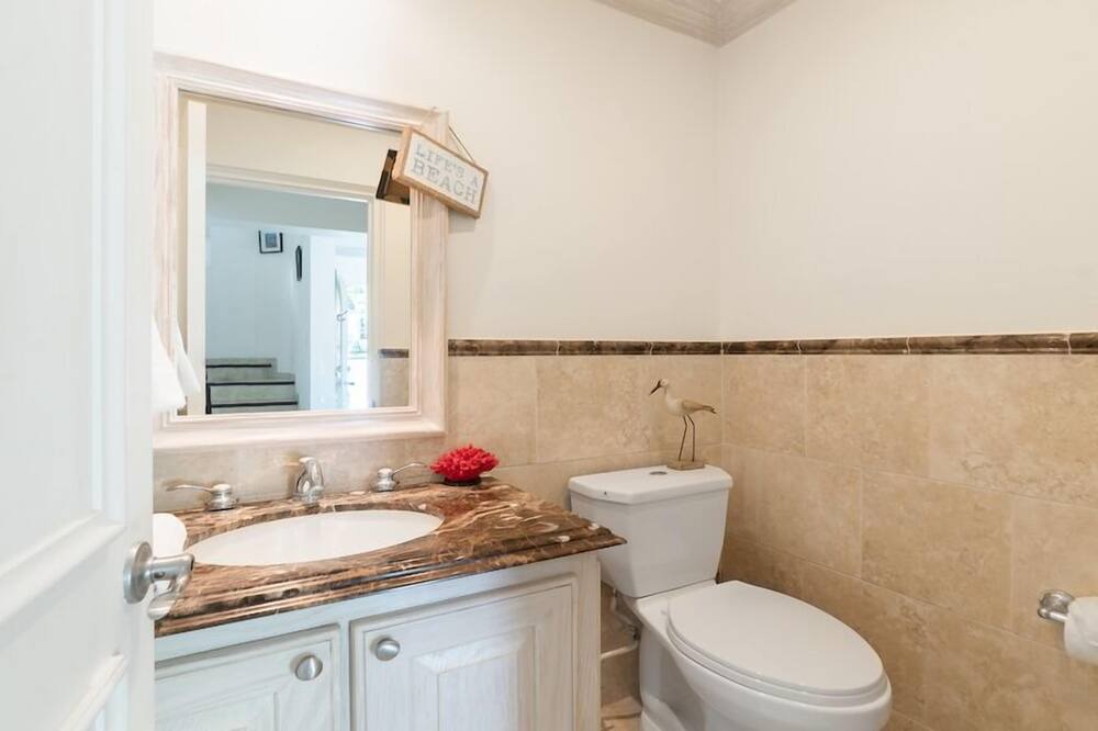 Photo of Bathroom in Folkestone