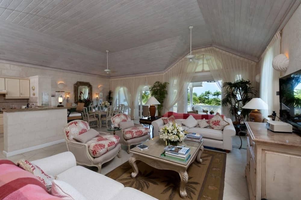 Photo of Livingroom in Westmoreland