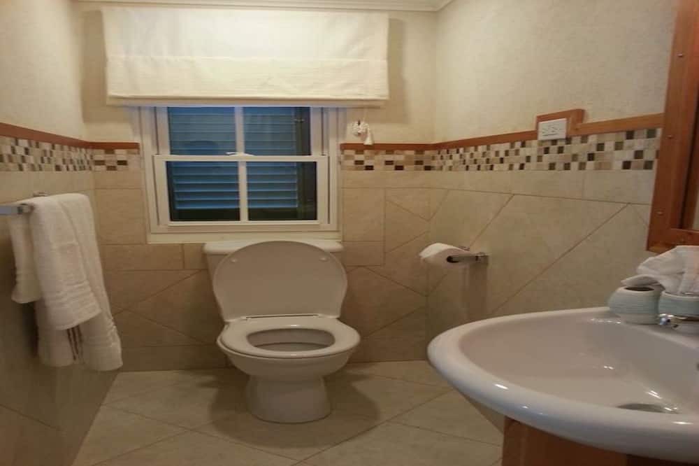 Photo of Bathroom in Fitts Village