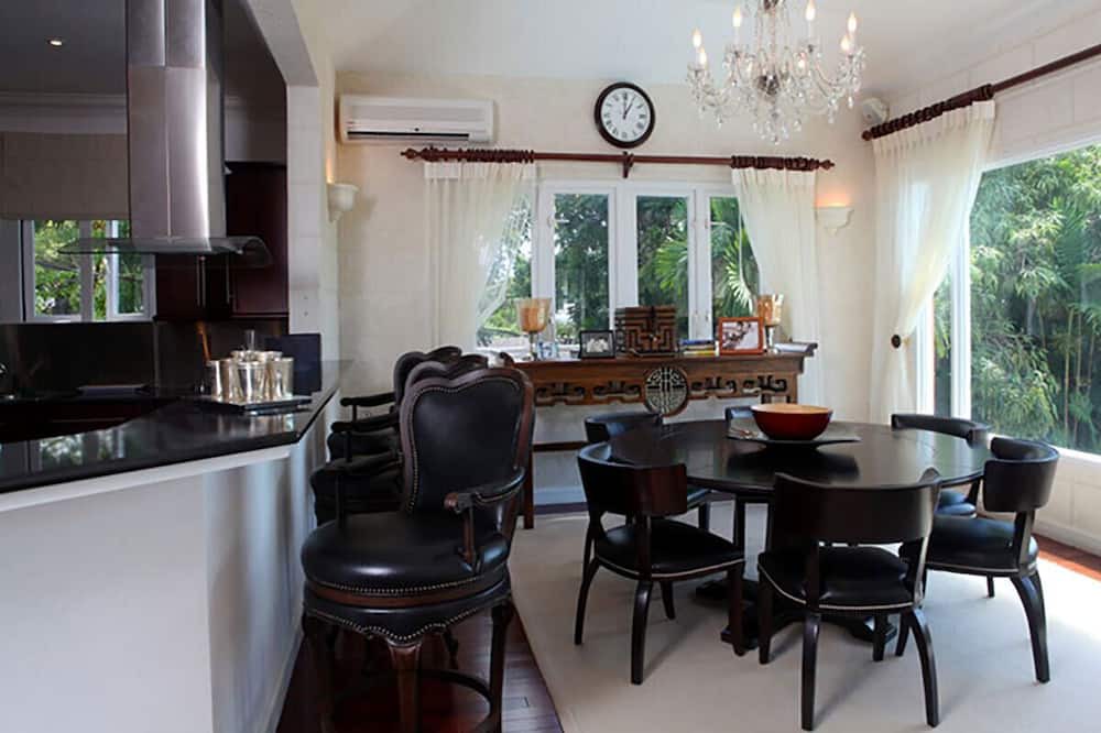 Photo of Kitchen in Sunset Crest