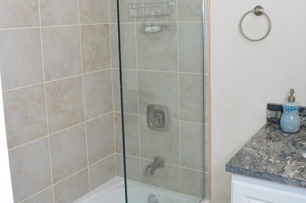Photo of Bathroom in Speightstown