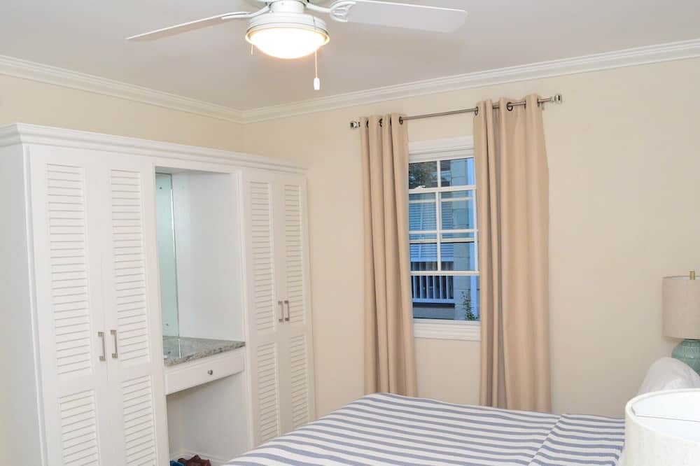 Photo of Bedroom in Speightstown
