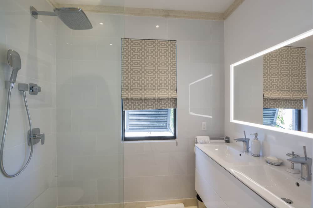 Photo of Bathroom in Fitts Village