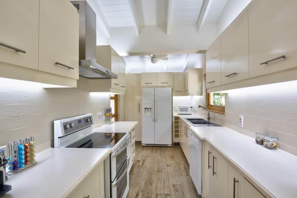 Photo of Kitchen in Folkestone