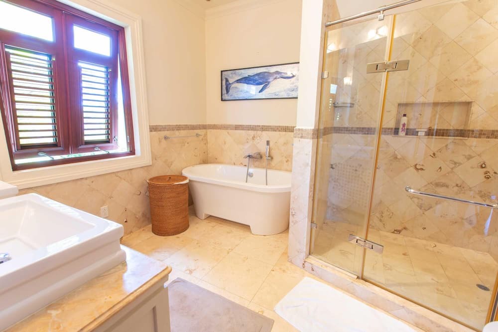 Photo of Bathroom in Gibbs Bay