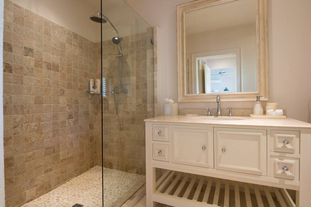 Photo of Bathroom in Sandy Lane