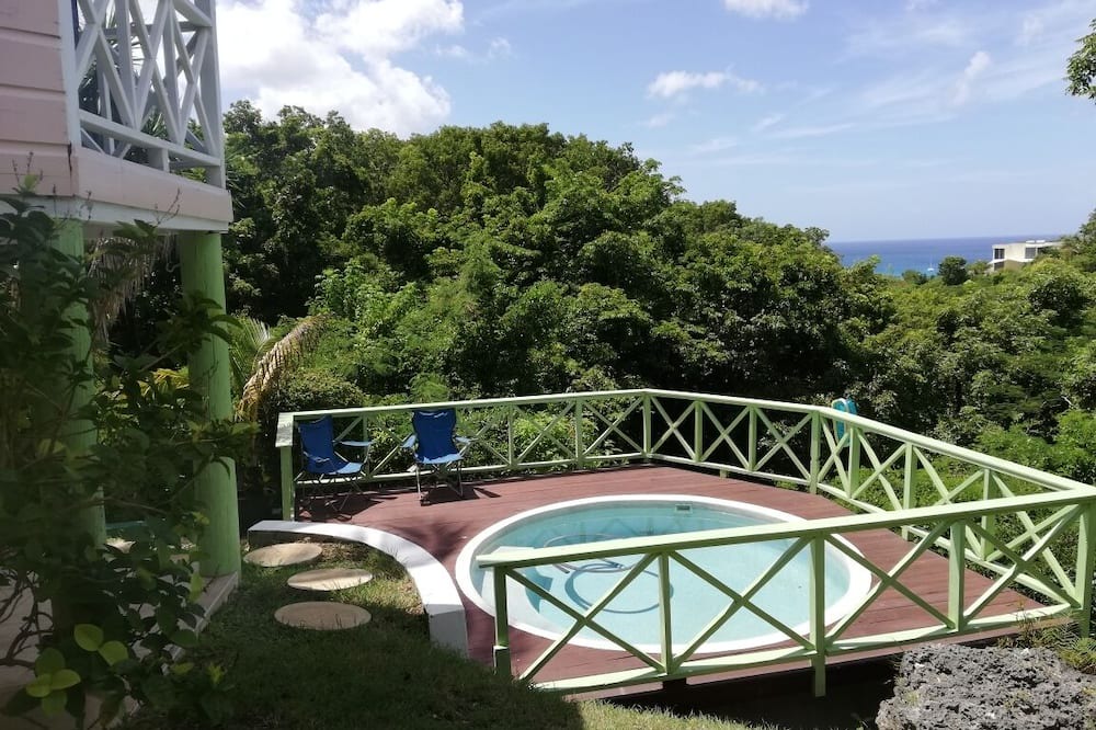 Photo of Outdoor in Weston