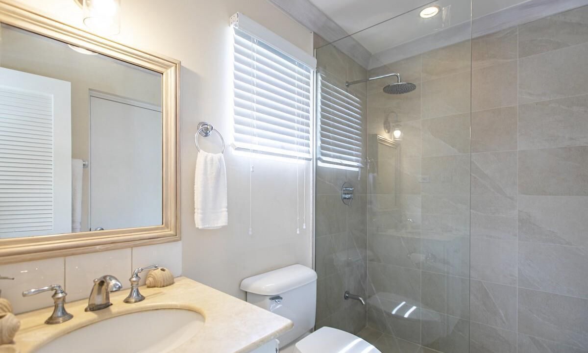 Photo of Bathroom in Douglas
