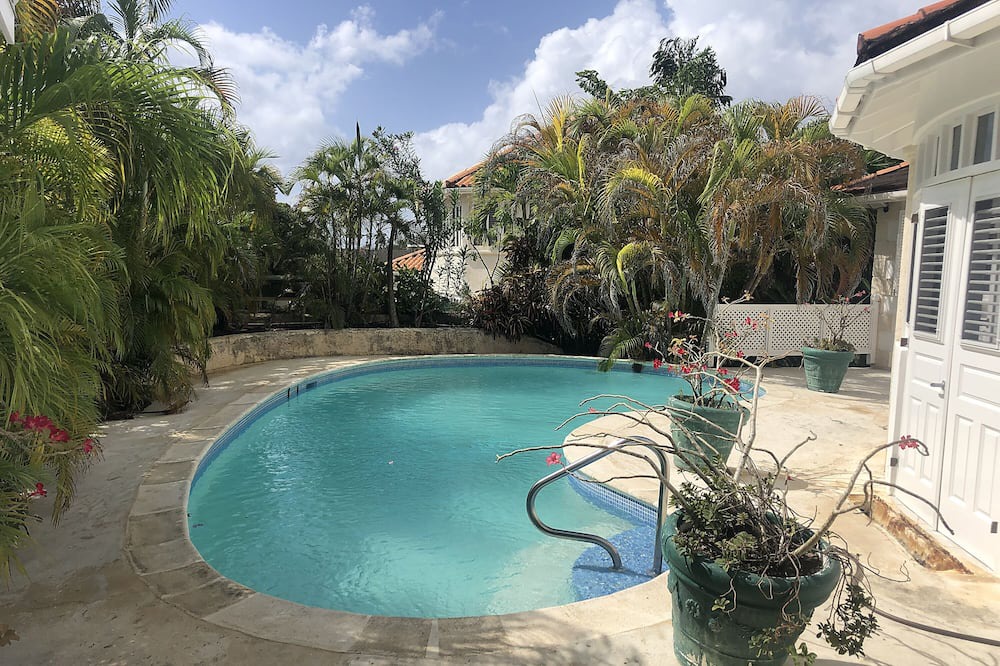 Photo of Outdoor in Paynes Bay