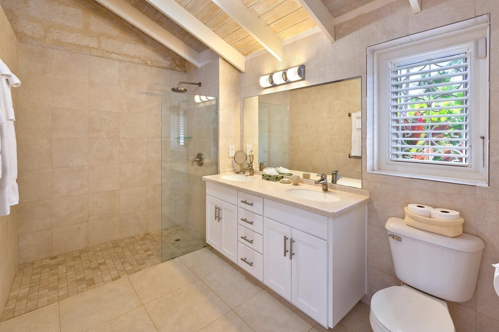 Photo of Bathroom in Gibbs Bay