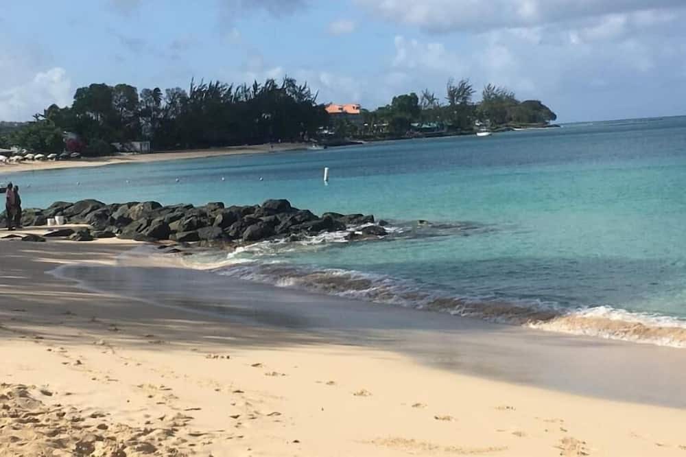 Photo of Outdoor in Weston